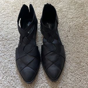 Free People pointy toe made in Spain size 38 ~ worn once